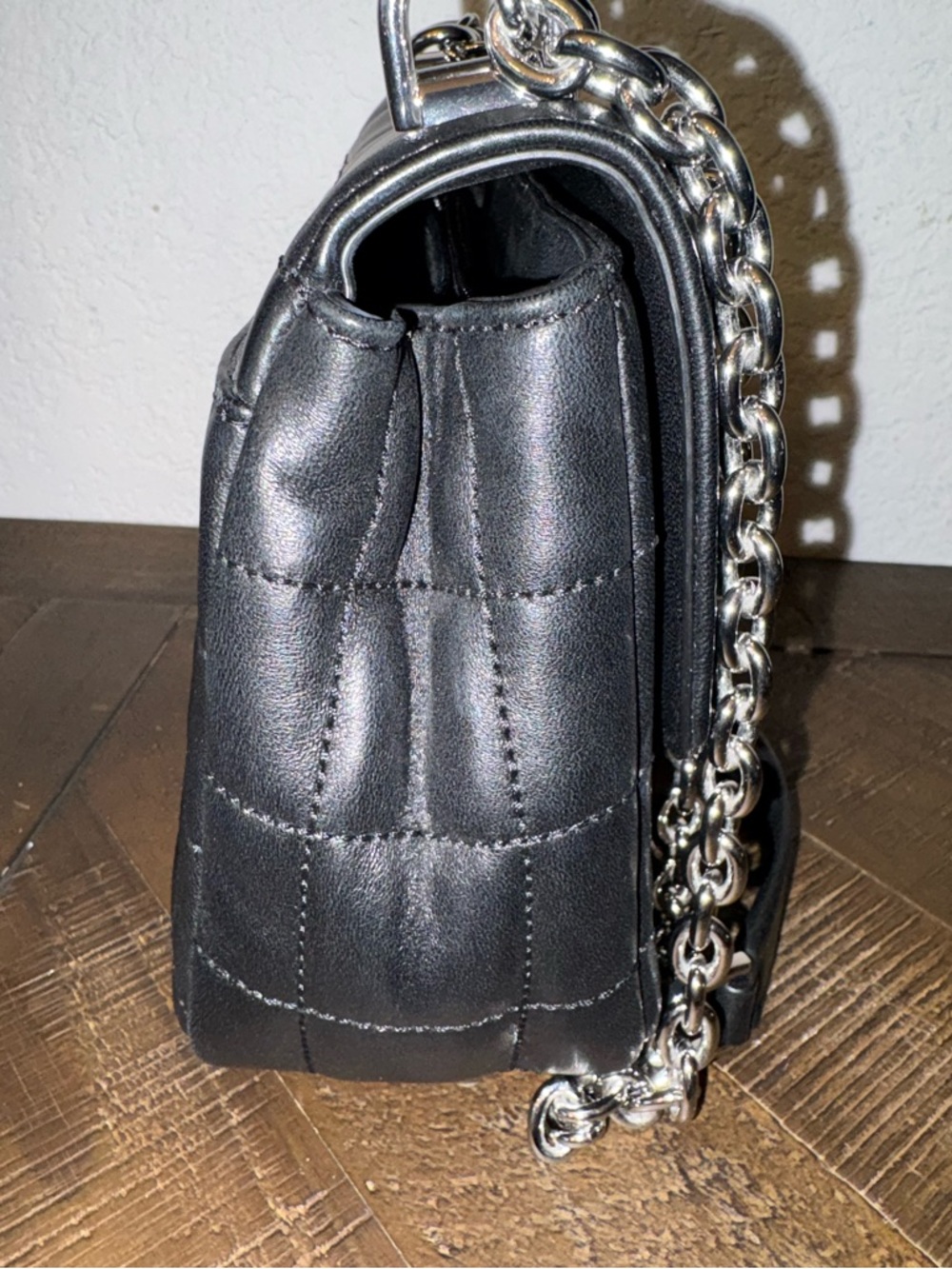 Michael Kors Black Quilted Shoulder Bag with Silver Chain - Picture 4 of 8